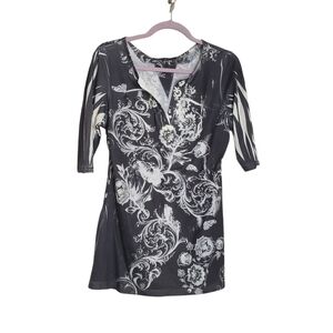Mushka by Sienna Rose Inc Black & White Floral Quarter Sleeve Women's Top Size M